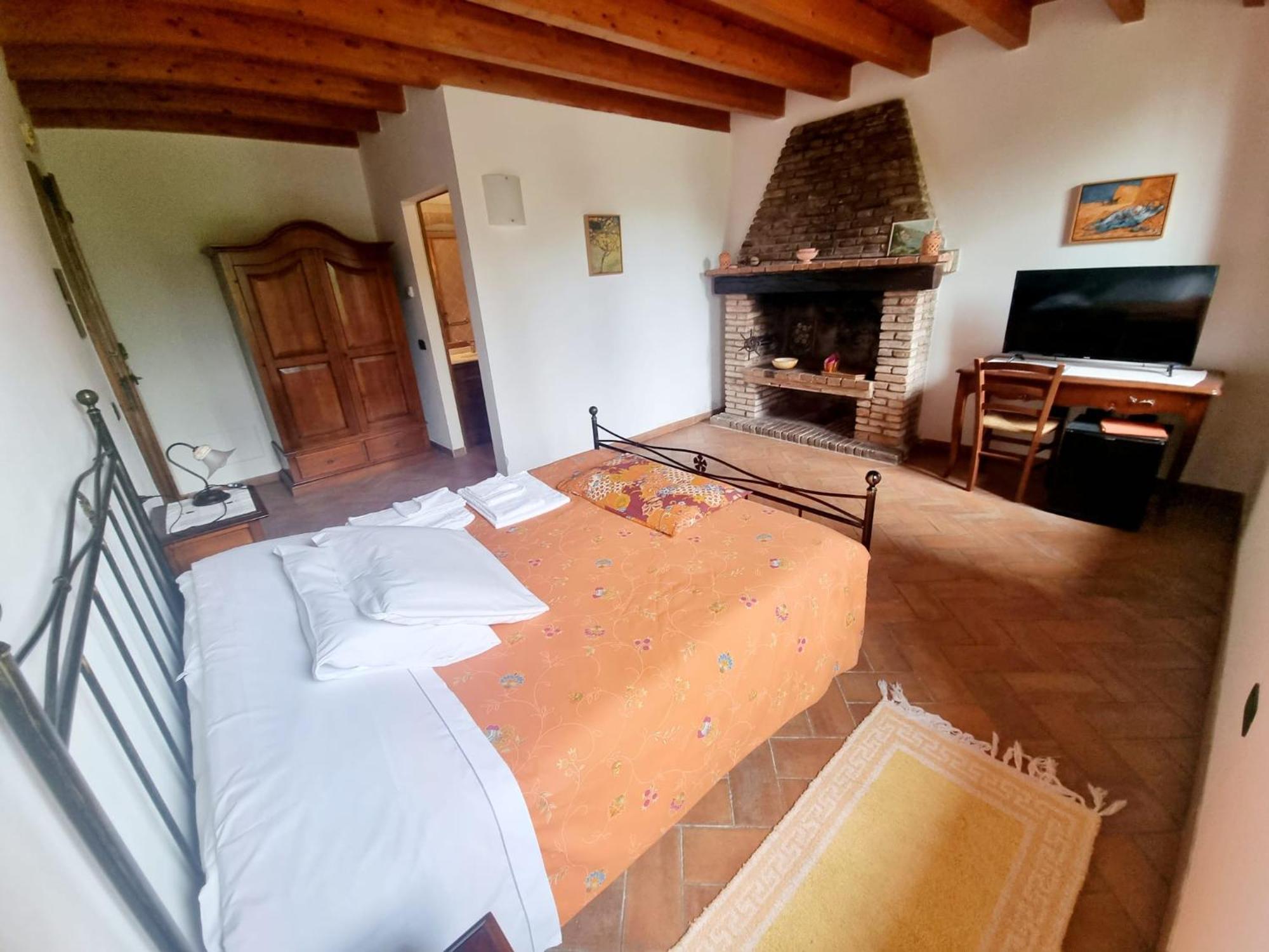 La Garzaga Turismo Rurale Ceresara Luaran gambar