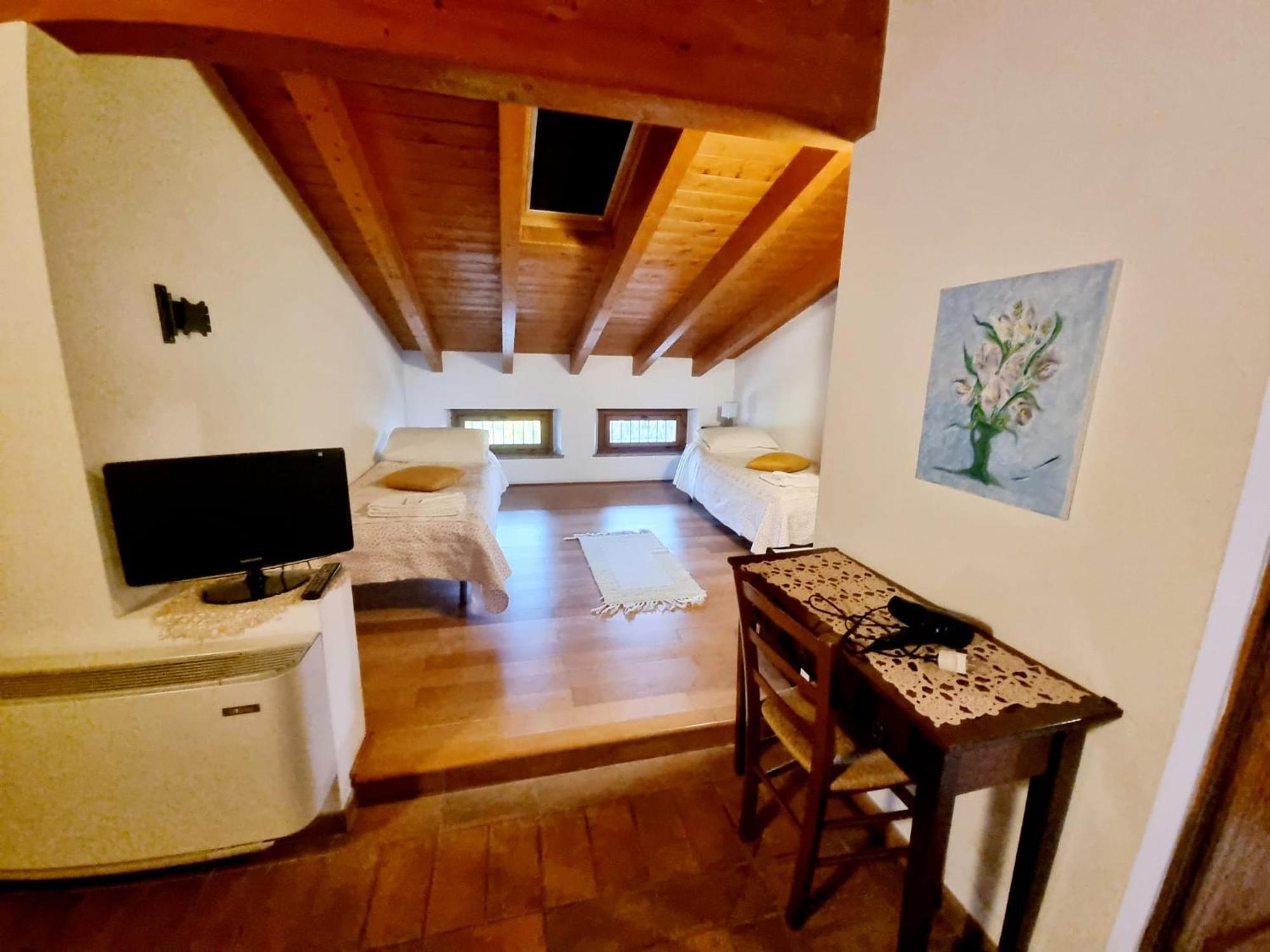 La Garzaga Turismo Rurale Ceresara Luaran gambar