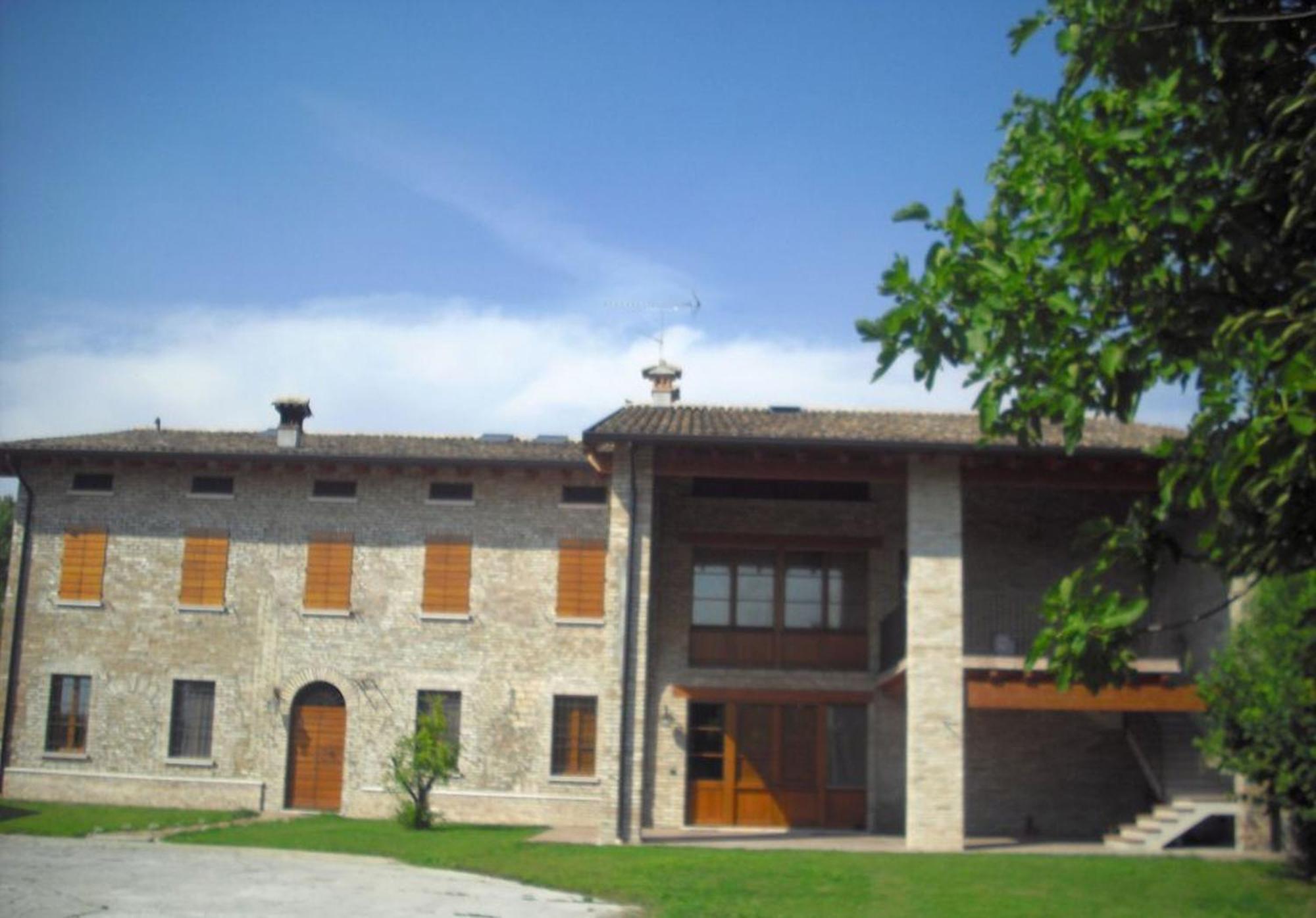 La Garzaga Turismo Rurale Ceresara Luaran gambar